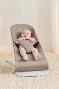 Transat Babybjorn matelassage pétale gris sable